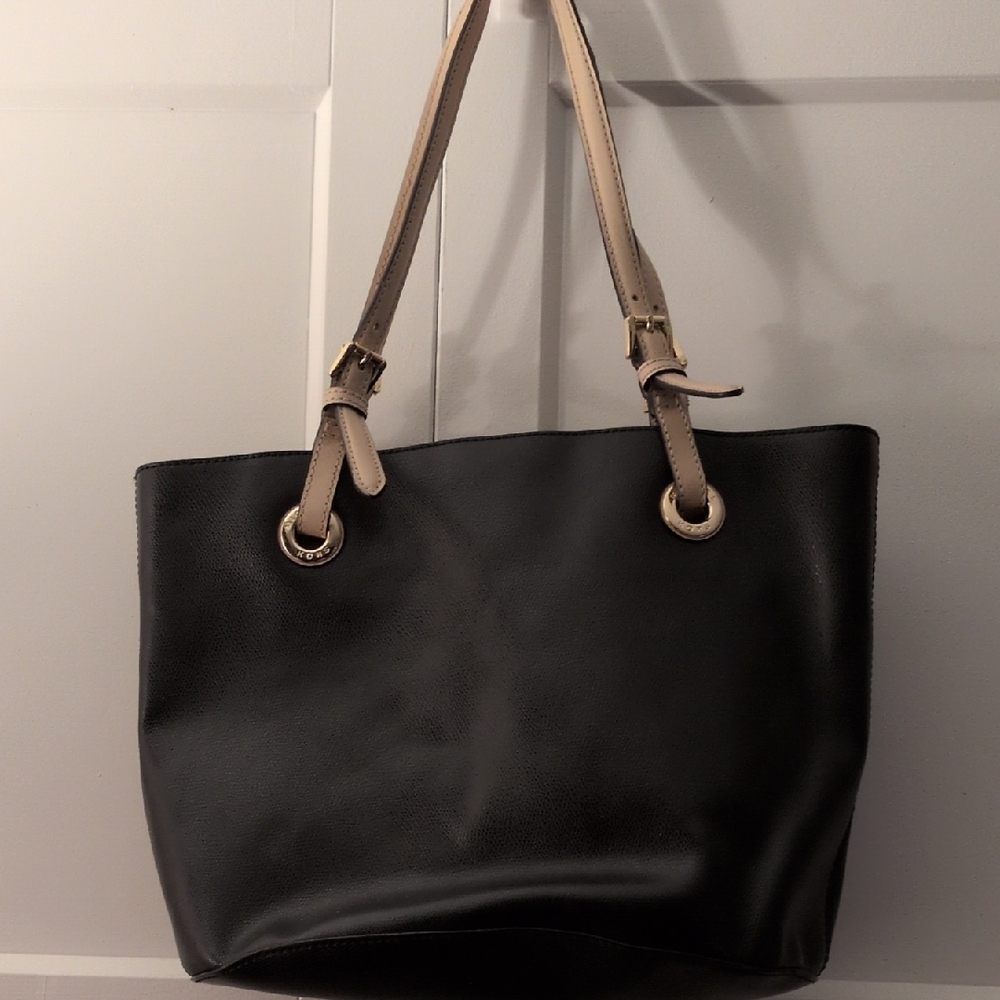 Michael Kors Black and Tan Tote Bag